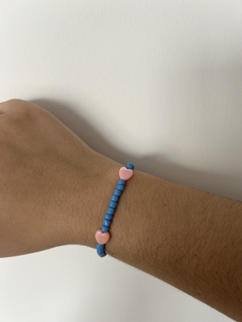 Bracelet Petites Perles Bleu & Cœur Rose